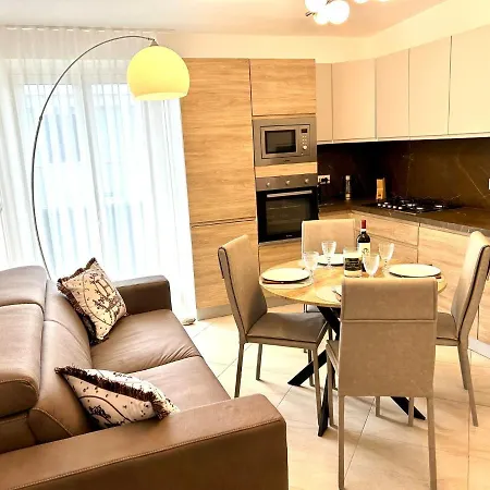 Belle Vie Luxury House Apartament *