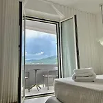 Belle Vie Luxury House