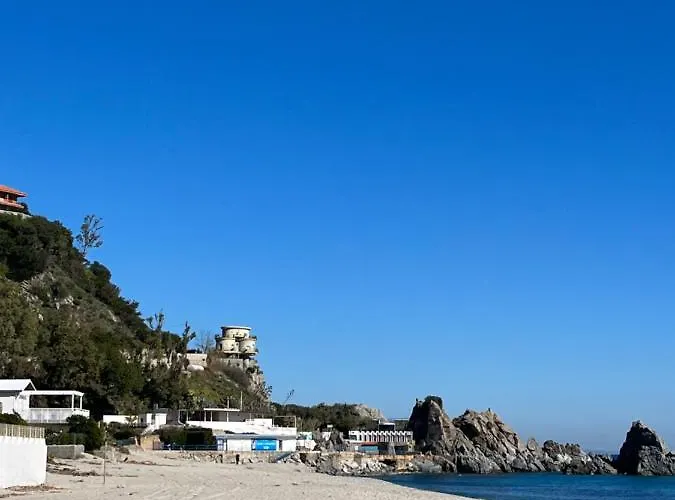 Belle Vie Luxury House